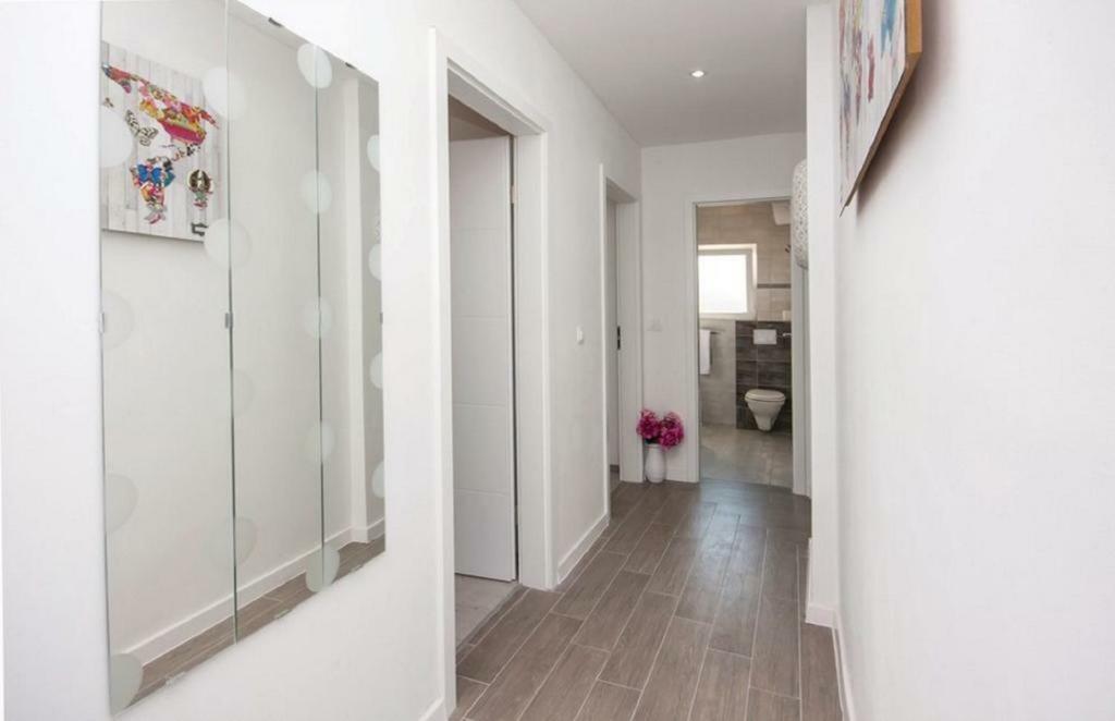 Apartmani Riva Rogoznica  Exterior photo